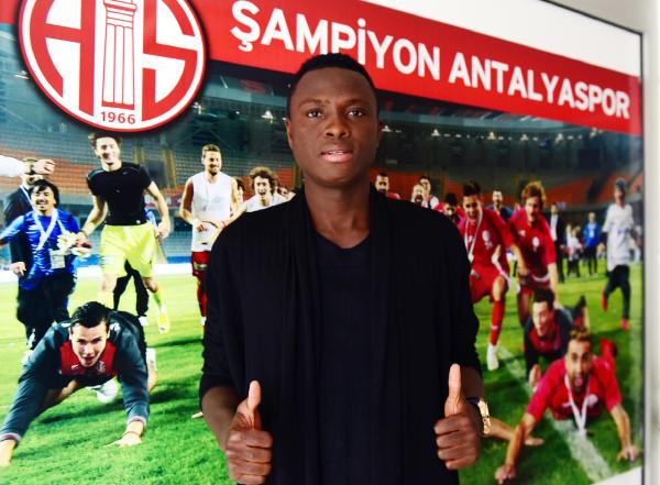 Antalyaspor Samuel Inkoom ile prensipte anlaştı