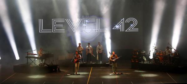 Level 42, Expo’da nostalji yaşattı