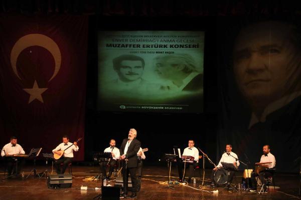 Halk müziği sanatçısı Enver Demirbağ, konserle anıldı