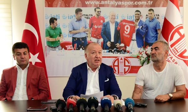 Antalyaspor Başkanı Gencer aday olmayacağını açıkladı