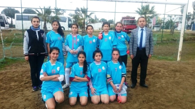 Serik’te Okul Sporları Yıldız Kızlar Futbol İlçe Birinciliği Yapıldı