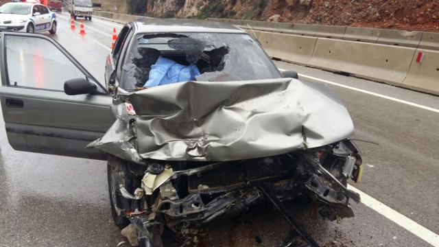 Antalya’da Trafik Kazası: 1 Ölü, Yaralı
