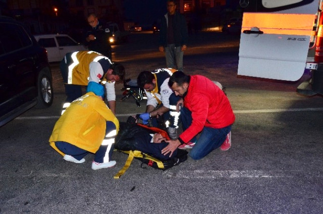 Antalya’da Trafik Kazası: 2 Yaralı