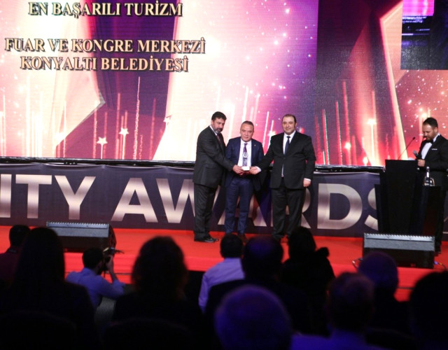 Konyaaltı Belediyesine Golden City Awards’tan Ödül