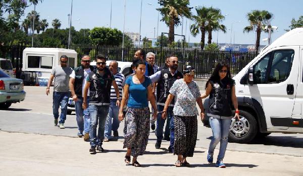Antalya’da uyuşturucu operasyonu: 5 gözaltı