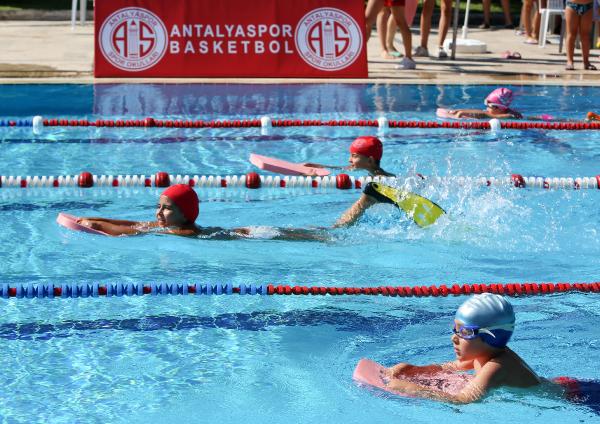 Antalyaspor Spor Okulları 51 yaşında