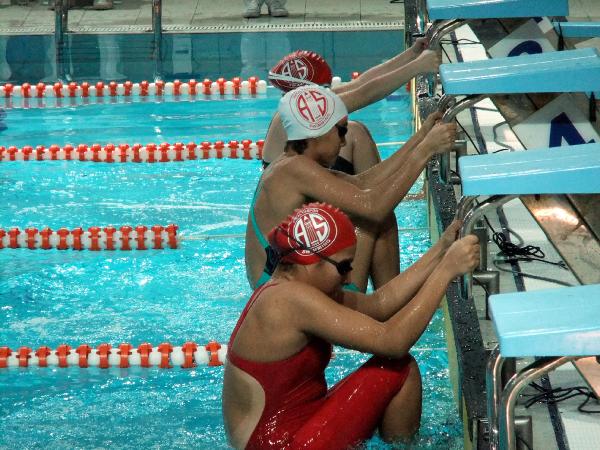 Yüzmede Antalyaspor başarısı