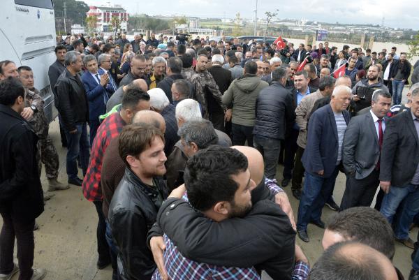 Antalya’dan 23 özel harekatçı polis Afrin’e uğurlandı
