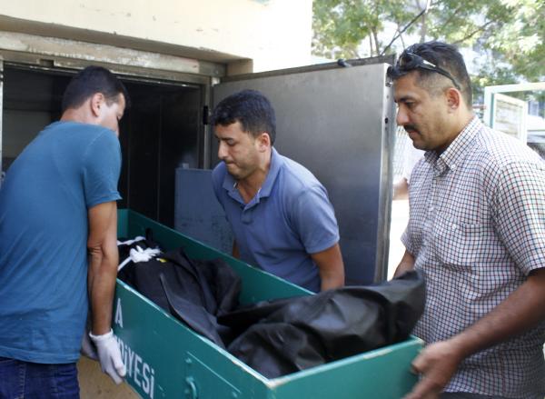 Antalya’da tekne battı: 9 kaçak göçmen öldü – Yeniden