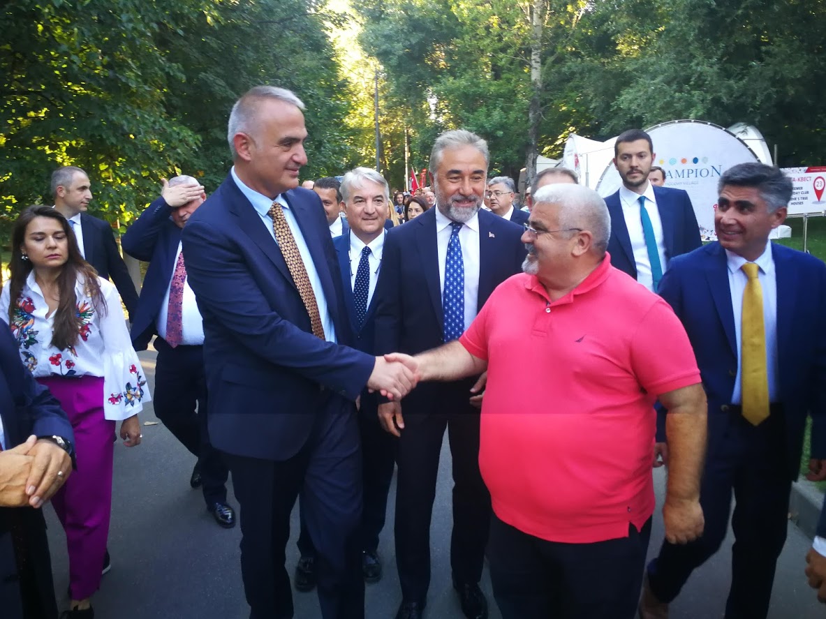 Turizm Bakanı Ersoy, Moskova’daki Türkiye Festivali’ne katıldı