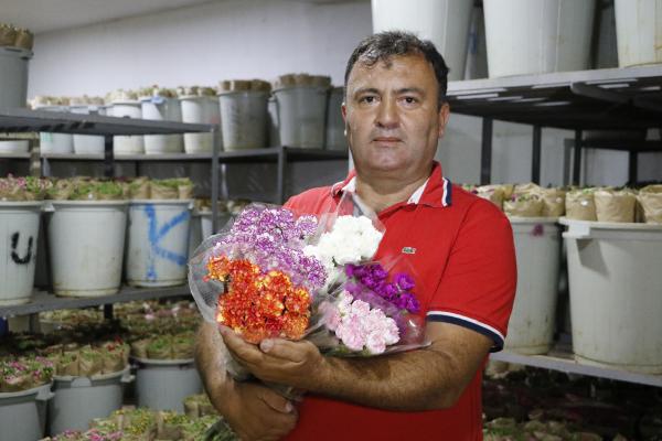 Rusya’nın gümrüğe yaptığı zam çiçek ihracatını kesti