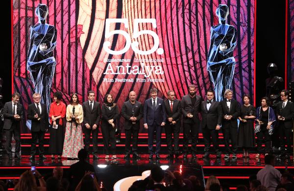 Antalya’da en iyi film ödülü ‘Üç Yüz’e