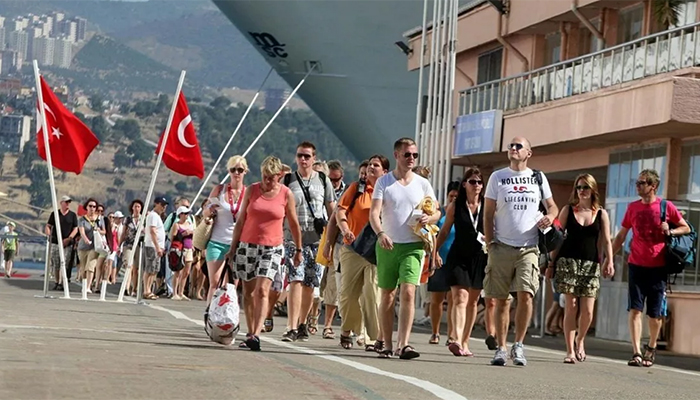 Antalya tatili Ruslar için ‘ekonomik’ olmayabilir