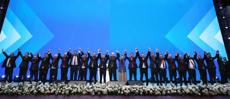 AK Parti’nin Antalya ilçe belediye başkan adayları açıklandı