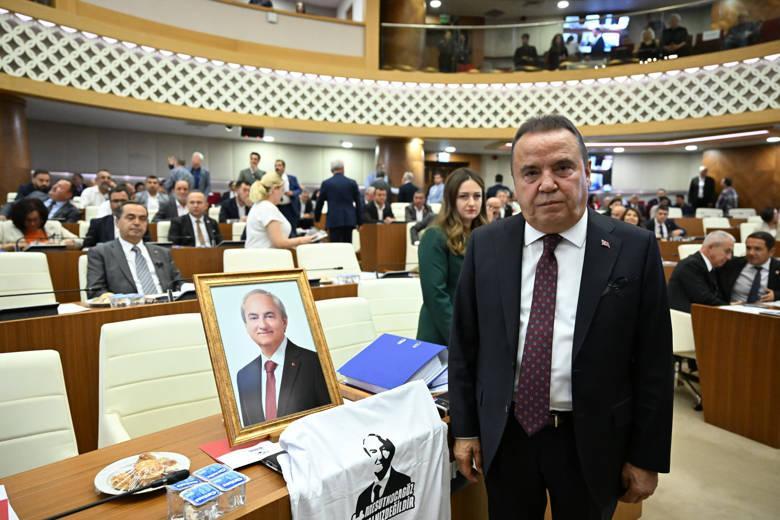 Antalya Büyükşehir Meclisi toplandı